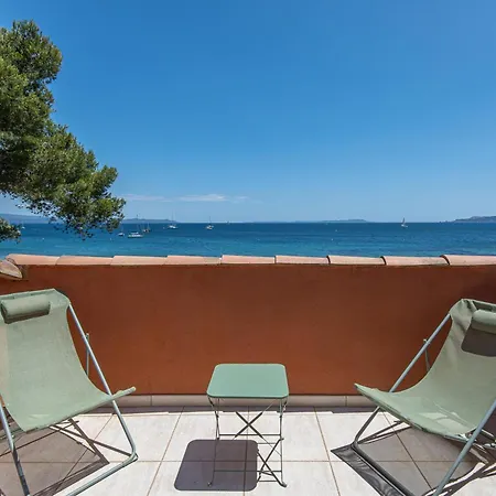 Appartement Les Pieds Dans L Eau Hyères