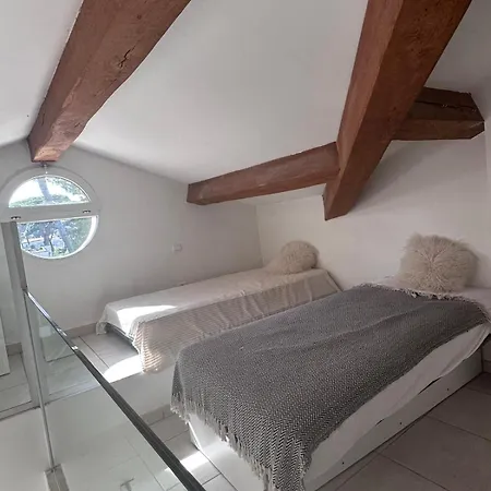 Appartement Les Pieds Dans L Eau *