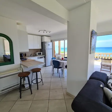 Appartement Les Pieds Dans L Eau Hyères