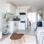 Les Pieds Dans L Eau Appartement Hyères