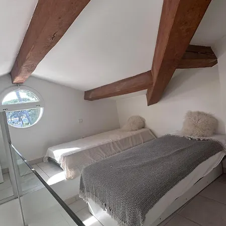 Les Pieds Dans L Eau * Hyères